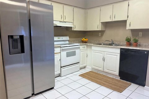 Appartement à louer à Orlando, Floride: 2 chambres, 95.41 m2 № 2415323 - photo 5