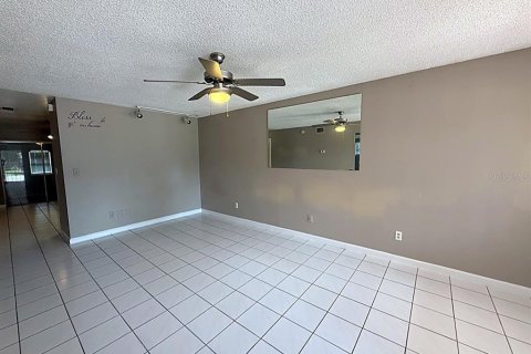 Appartement à louer à Orlando, Floride: 2 chambres, 95.41 m2 № 2415323 - photo 3