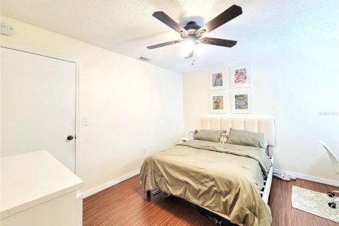 Condo in Gainesville, Florida, 2 bedrooms  № 1626574 - photo 19