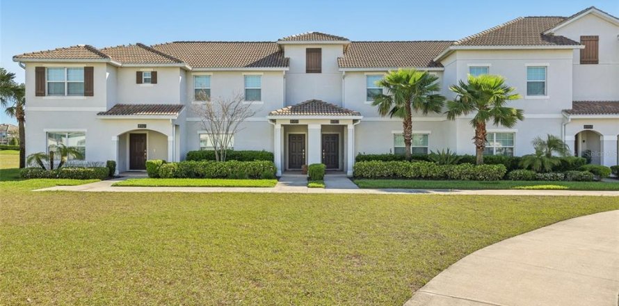 Townhouse in Four Corners, Florida 4 bedrooms, 176.7 sq.m. № 1572974