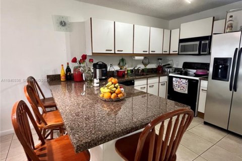 Appartement à louer à Doral, Floride: 1 chambre, 71.53 m2 № 1997876 - photo 6