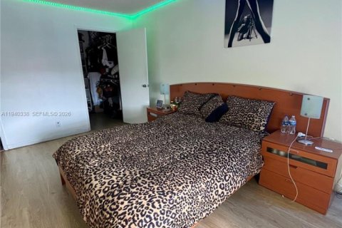 Appartement à louer à Doral, Floride: 1 chambre, 71.53 m2 № 1997876 - photo 9