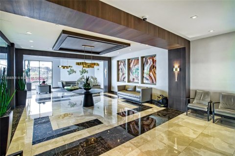 Condo in Aventura, Florida, 2 bedrooms  № 1351827 - photo 18