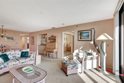 Condominio en venta en Hutchinson Island South, Florida, 2 dormitorios, 116.22 m2 № 1735295 - foto 19