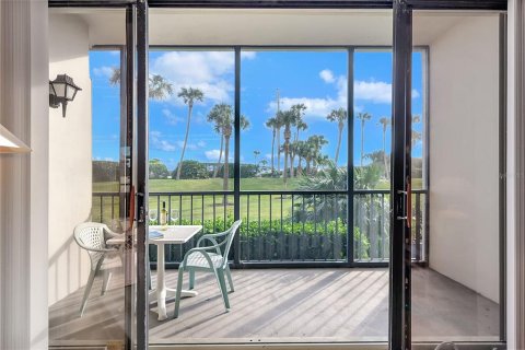 Condominio en venta en Hutchinson Island South, Florida, 2 dormitorios, 116.22 m2 № 1735295 - foto 14