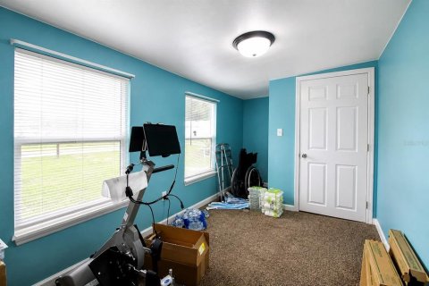 House in Zephyrhills, Florida 2 bedrooms, 68.28 sq.m. № 2230020 - photo 7