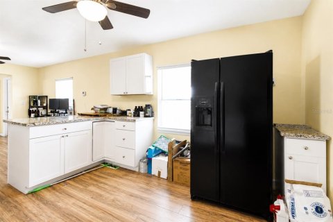 House in Zephyrhills, Florida 2 bedrooms, 68.28 sq.m. № 2230020 - photo 14