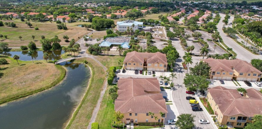 Condo in Margate, Florida, 3 bedrooms  № 1208128