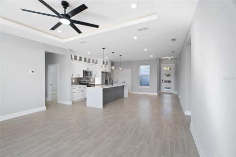 Villa ou maison à vendre à Arcadia, Floride: 4 chambres, 174.66 m2 № 2416473 - photo 11