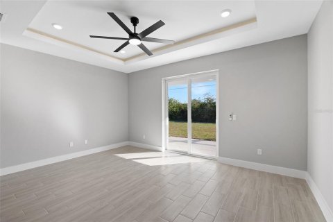 Villa ou maison à vendre à Arcadia, Floride: 4 chambres, 174.66 m2 № 2416473 - photo 10