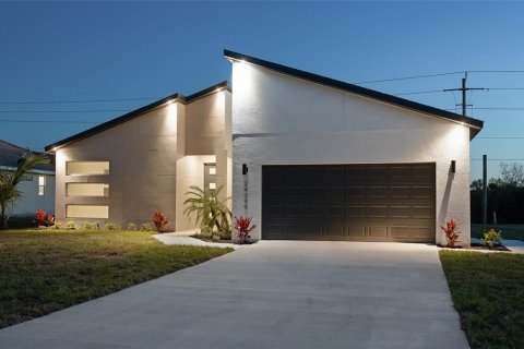 Villa ou maison à vendre à Arcadia, Floride: 4 chambres, 174.66 m2 № 2416473 - photo 2