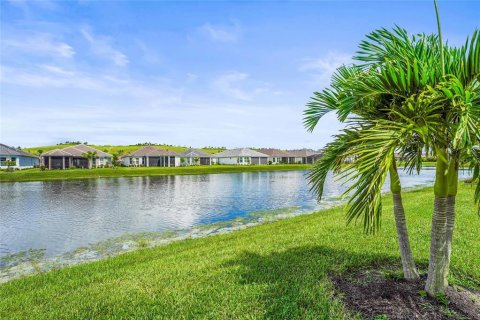 Casa en venta en Bradenton, Florida, 2 dormitorios, 193.33 m2 № 1894973 - foto 3
