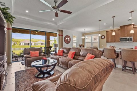 Casa en venta en Bradenton, Florida, 2 dormitorios, 193.33 m2 № 1894973 - foto 5
