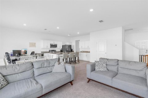 Villa ou maison à vendre à Minneola, Floride: 4 chambres, 199.65 m2 № 2318861 - photo 9
