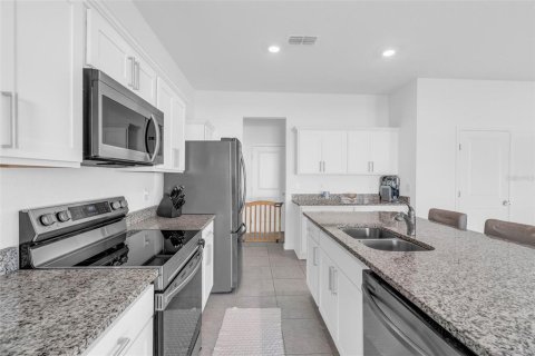 Villa ou maison à vendre à Minneola, Floride: 4 chambres, 199.65 m2 № 2318861 - photo 12