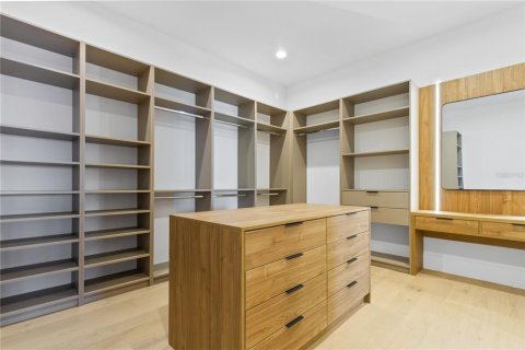 Купить виллу или дом в Уиндермир, Флорида 12 комнат, 576.18м2, № 1796827 - фото 23