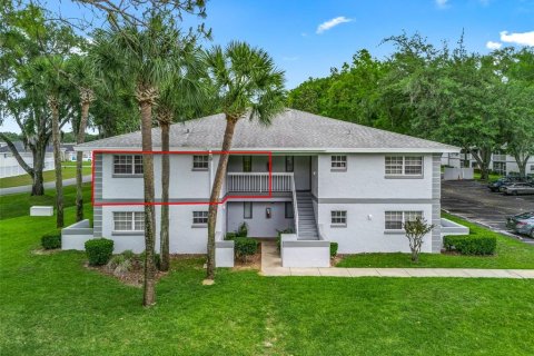 Condominio en Ocala, Florida, 2 dormitorios  № 2103184