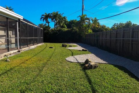 Villa ou maison à louer à South Miami, Floride: 3 chambres, 166.95 m2 № 1947739 - photo 4
