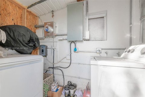 Villa ou maison à vendre à Davie, Floride: 3 chambres, 87.7 m2 № 1989441 - photo 30