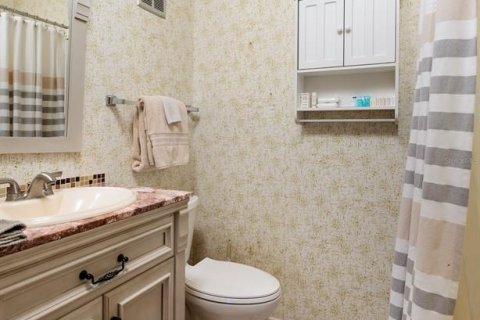 Condo in Saint Petersburg, Florida, 2 bedrooms  № 2101357 - photo 11