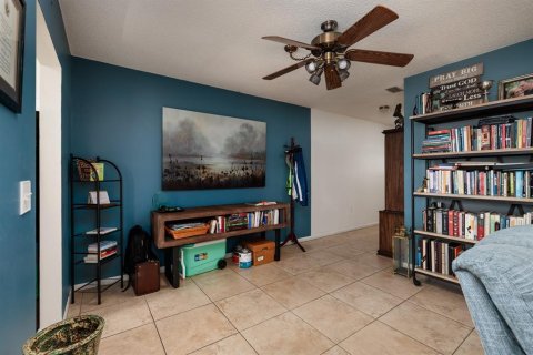 Condo in Saint Petersburg, Florida, 2 bedrooms  № 2101357 - photo 5