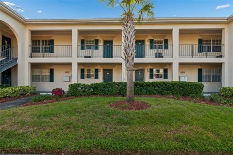 Condo in Tampa, Florida, 2 bedrooms  № 2100189