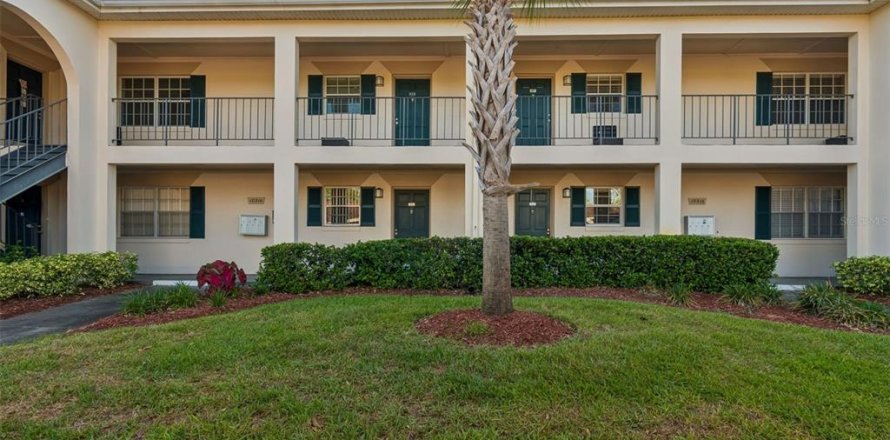 Condominio en Tampa, Florida, 2 dormitorios  № 2100189