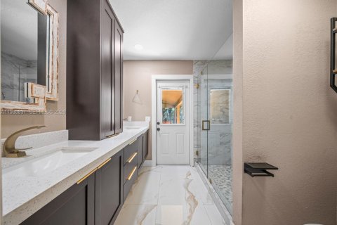 Casa en venta en Southwest Ranches, Florida, 3 dormitorios, 227.98 m2 № 2050556 - foto 13