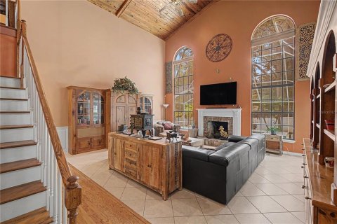House in Valrico, Florida 4 bedrooms, 308.44 sq.m. № 2258564 - photo 15