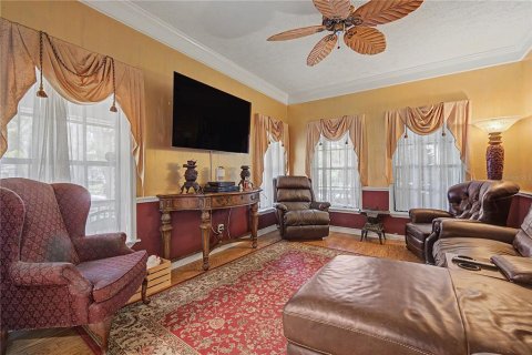 House in Valrico, Florida 4 bedrooms, 308.44 sq.m. № 2258564 - photo 11