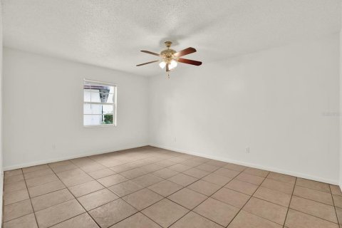 Copropriété à vendre à Tampa, Floride: 2 chambres, 89.19 m2 № 2230647 - photo 11