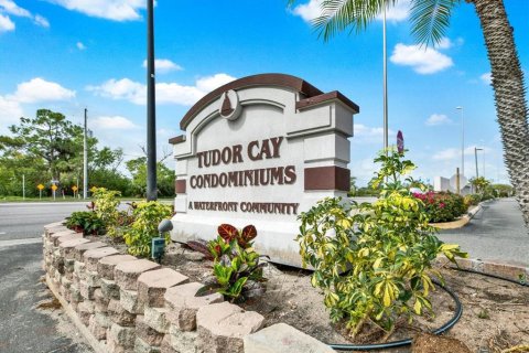 Copropriété à vendre à Tampa, Floride: 2 chambres, 89.19 m2 № 2230647 - photo 30