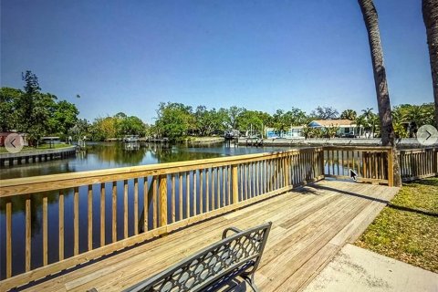 Copropriété à vendre à Tampa, Floride: 2 chambres, 89.19 m2 № 2230647 - photo 22