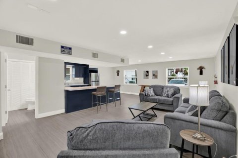 Copropriété à vendre à Tampa, Floride: 2 chambres, 89.19 m2 № 2230647 - photo 18