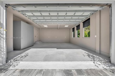 Adosado en venta en Coral Gables, Florida, 4 dormitorios, 339.09 m2 № 2055227 - foto 7