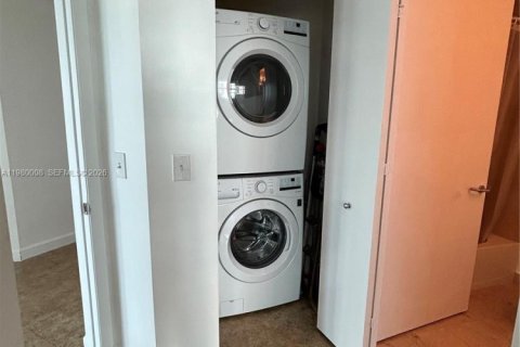 Copropriété à louer à Aventura, Floride: 3 chambres, 168.9 m2 № 2046362 - photo 17