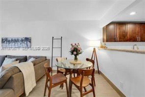 Copropriété à louer à Pompano Beach, Floride: 1 chambre, 62.71 m2 № 2042233 - photo 4