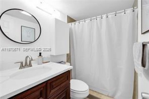 Copropriété à louer à Pompano Beach, Floride: 1 chambre, 62.71 m2 № 2042233 - photo 10