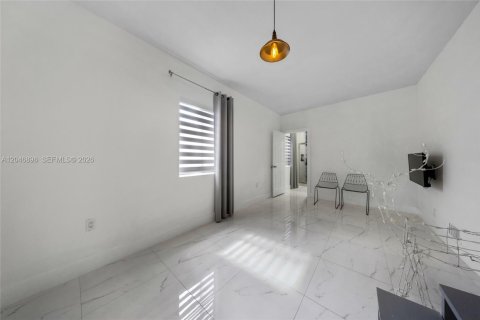Villa ou maison à vendre à West Miami, Floride: 2 chambres, 152.82 m2 № 2172604 - photo 24