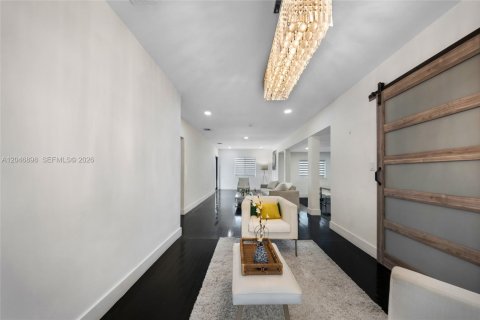 Villa ou maison à vendre à West Miami, Floride: 2 chambres, 152.82 m2 № 2172604 - photo 10