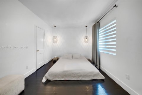 Villa ou maison à vendre à West Miami, Floride: 2 chambres, 152.82 m2 № 2172604 - photo 27