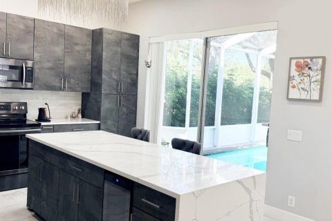 Villa ou maison à louer à Parkland, Floride: 4 chambres, 201.04 m2 № 2087960 - photo 7