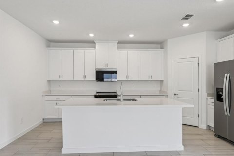House in Palm Coast, Florida 4 bedrooms, 171.13 sq.m. № 2208476 - photo 5