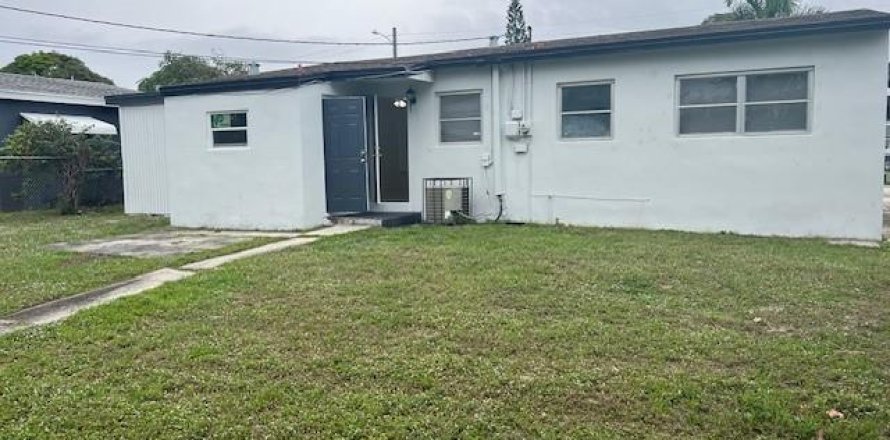 Villa ou maison à Riviera Beach, Floride 4 chambres, 79.9 m2 № 1210414