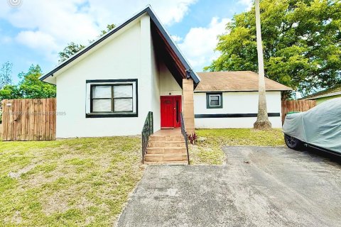 Casa en venta en Homestead, Florida, 3 dormitorios № 1748528 - foto 29