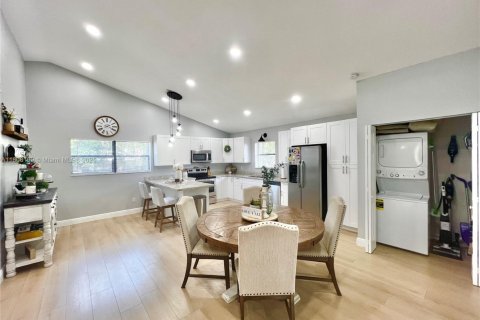 Casa en venta en Homestead, Florida, 3 dormitorios № 1748528 - foto 10