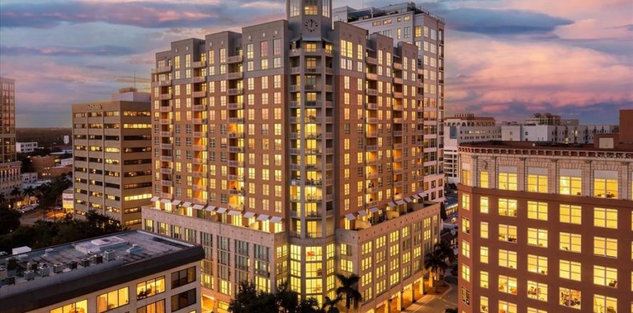 Condominio en Sarasota, Florida, 2 dormitorios  № 2430496
