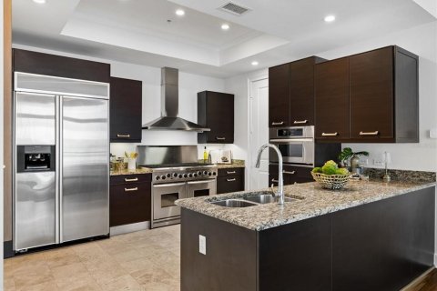 Condominio en venta en Sarasota, Florida, 2 dormitorios, 207.36 m2 № 2430496 - foto 3