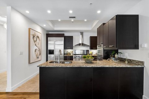Condominio en venta en Sarasota, Florida, 2 dormitorios, 207.36 m2 № 2430496 - foto 17