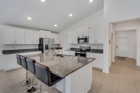 Villa ou maison à vendre à Bartow, Floride: 4 chambres, 229 m2 № 1734976 - photo 8